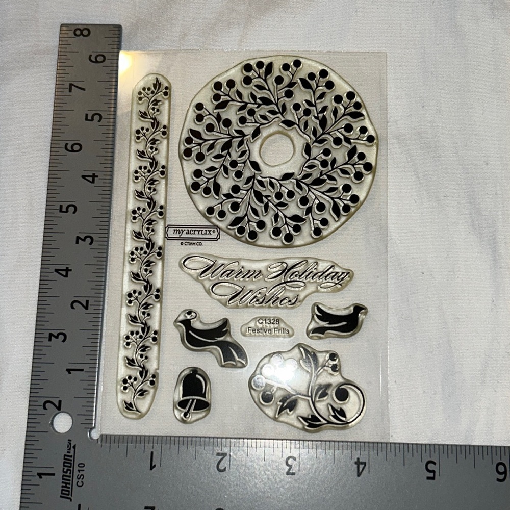 Festive Frills C1328 stamp set